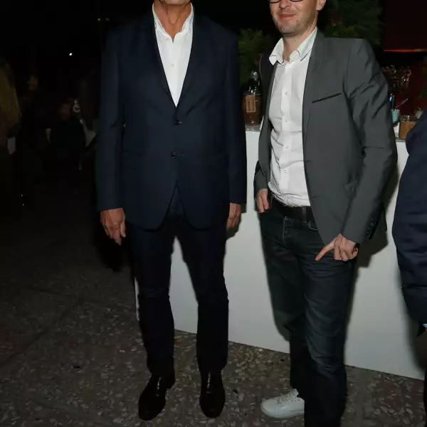 Evento de Lacoste -Una noche navideña bajo la Torre Eiffel
