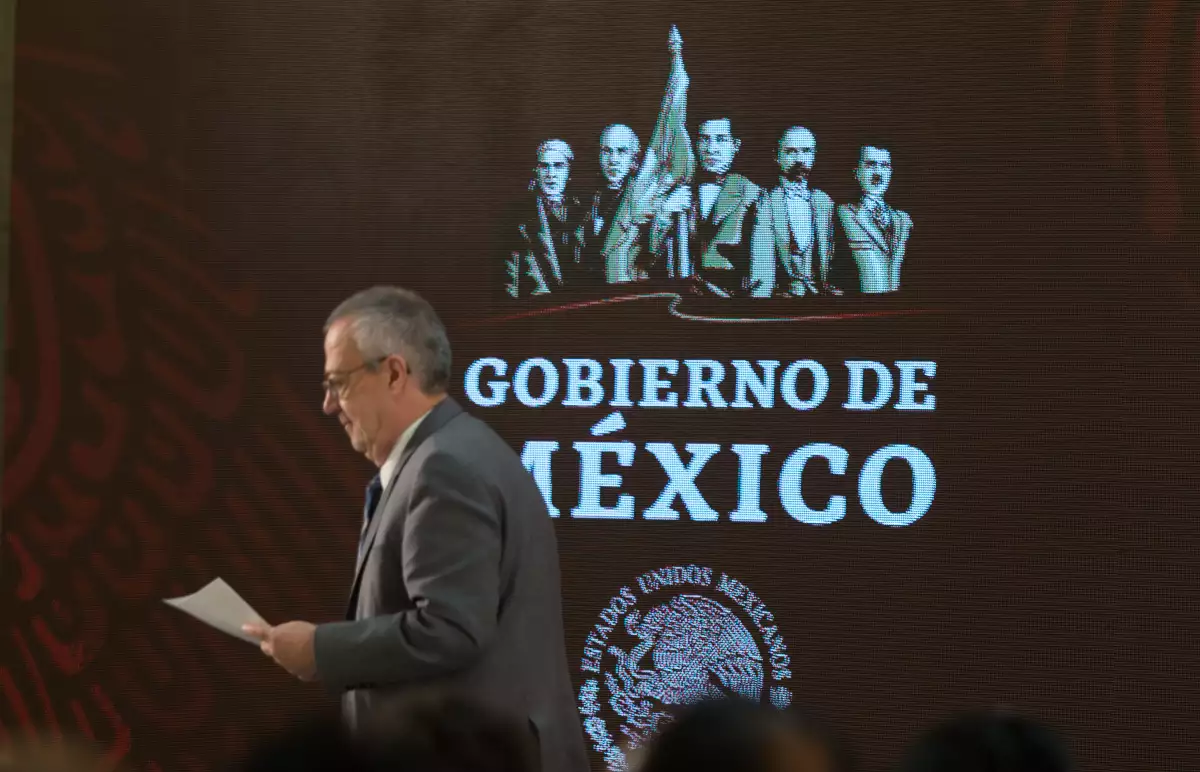 Carlos Urzúa en el PND