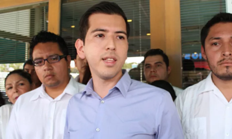 Fernando Méndez, joven de 25 años, decidió sumarse a las aspiraciones de Carlos Joaquín González del PAN-PRD. (Foto: Fernando Méndez/Cortesía)