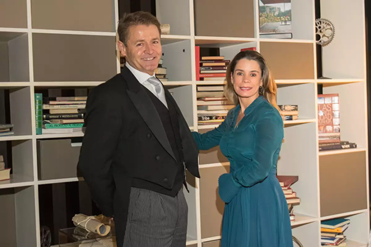 Gary Williams y Montserrat Barros