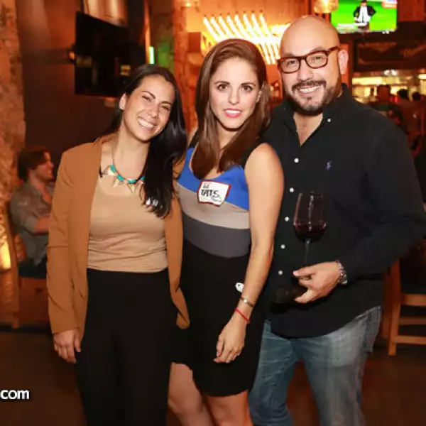 Mariana Orendain,Tatiana Serur y Paulo Orendain