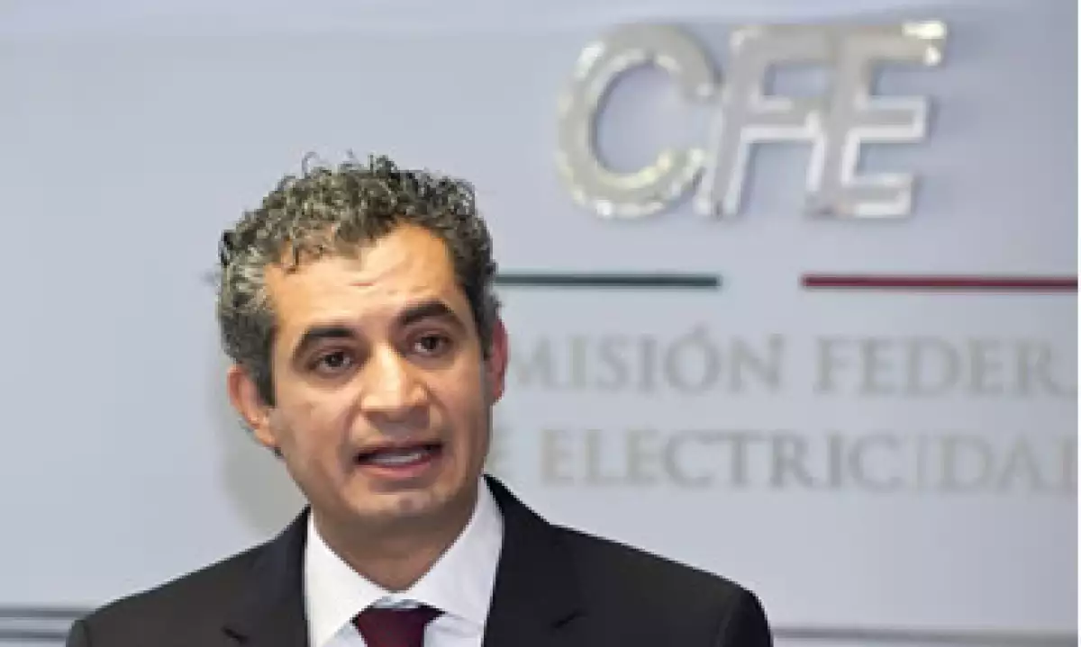 El director de la CFE, Enrique Ochoa, hizo una gira de trabajo por La Paz. (Foto: Cuartoscuro)