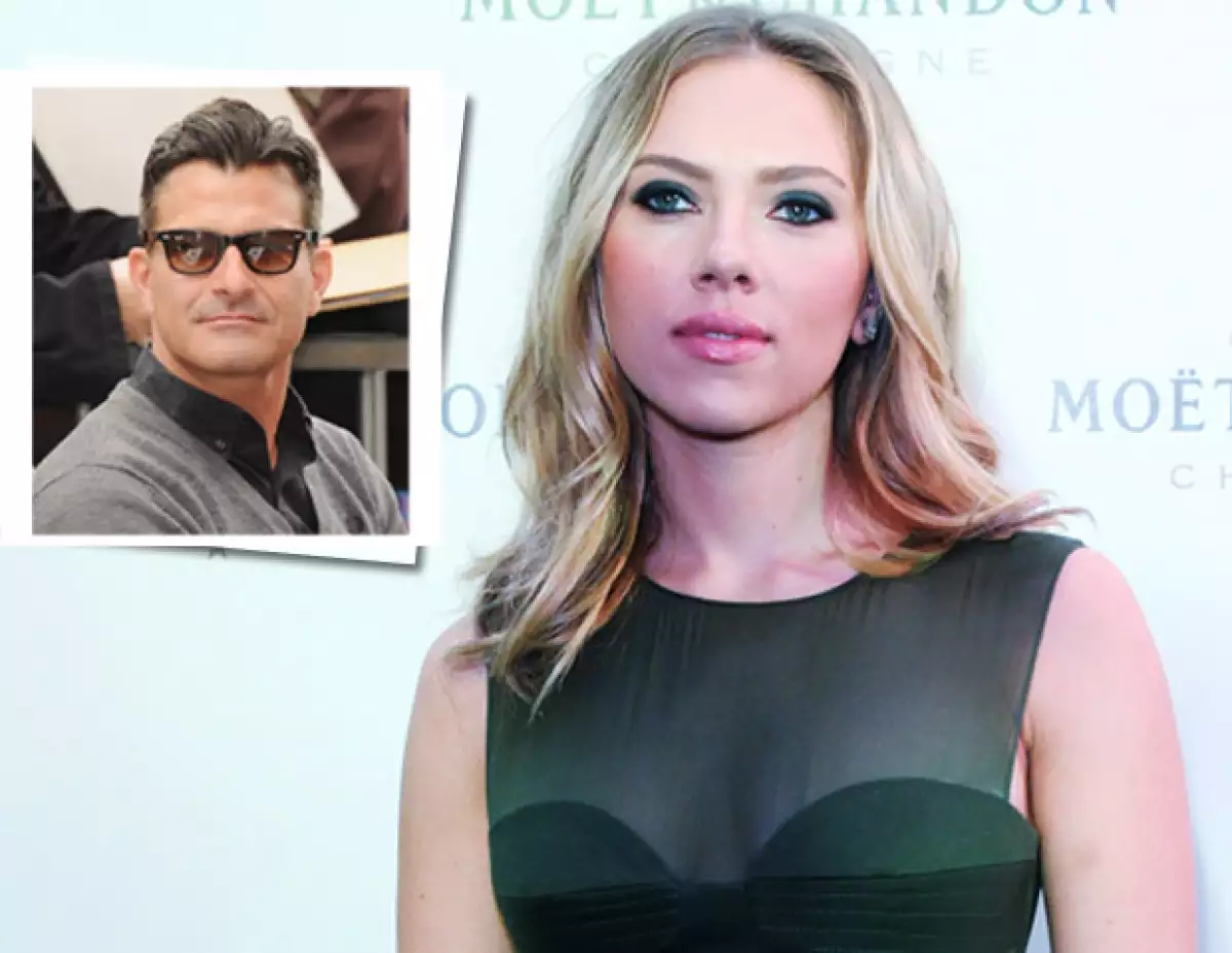 Algunos medios han asegurado que la razón fueron celos por parte de Naylor, pues la actriz fue captada compartiendo risas y entrelazada de las manos con su ex Jared Leto.