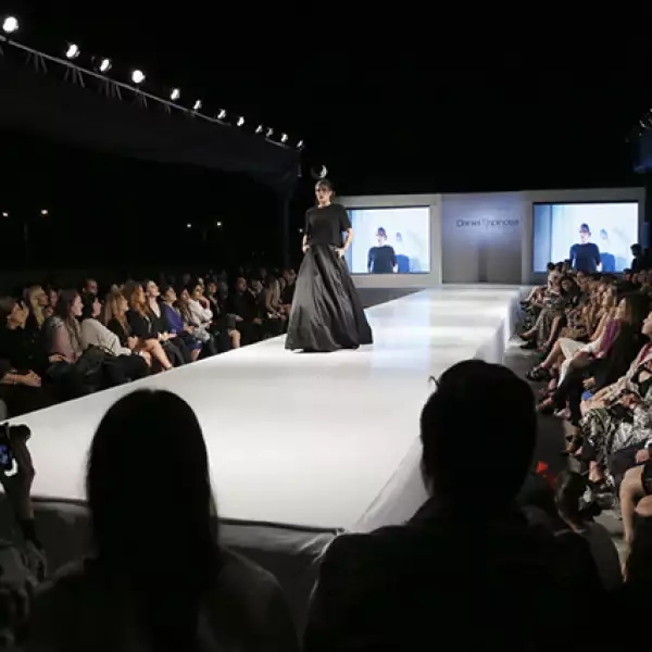 Desfile colección visiones de Daniel Espinosa