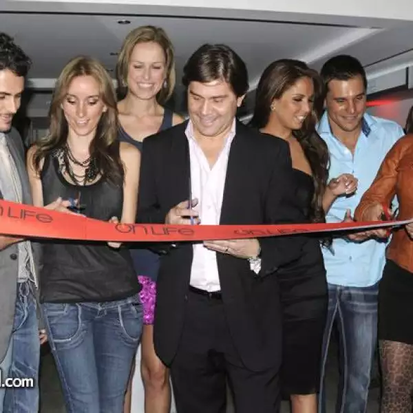 Inauguración de On life