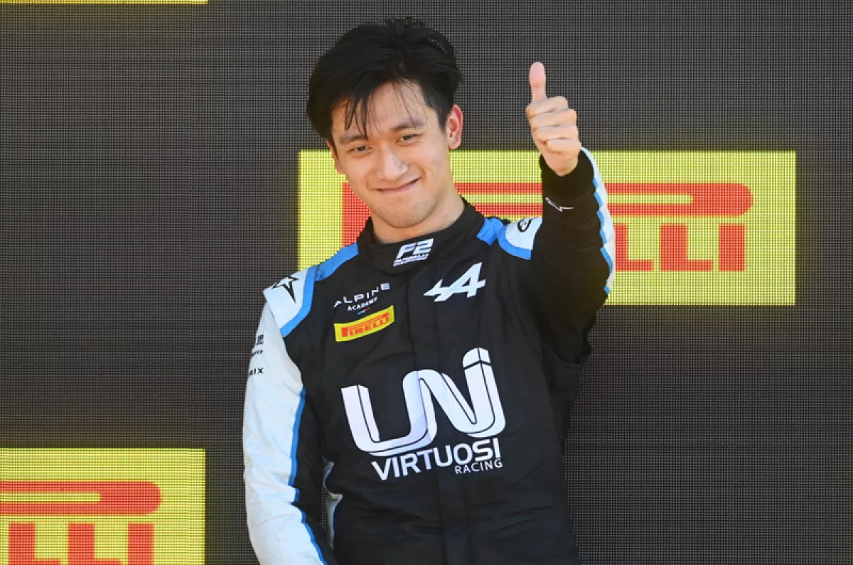 Zhou-Guanyu-Alfa-Romeo