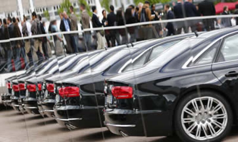 La AMIS estima que al cierre del año el robo de autos ascenderá a 63,750 autos. (Foto: Reuters )