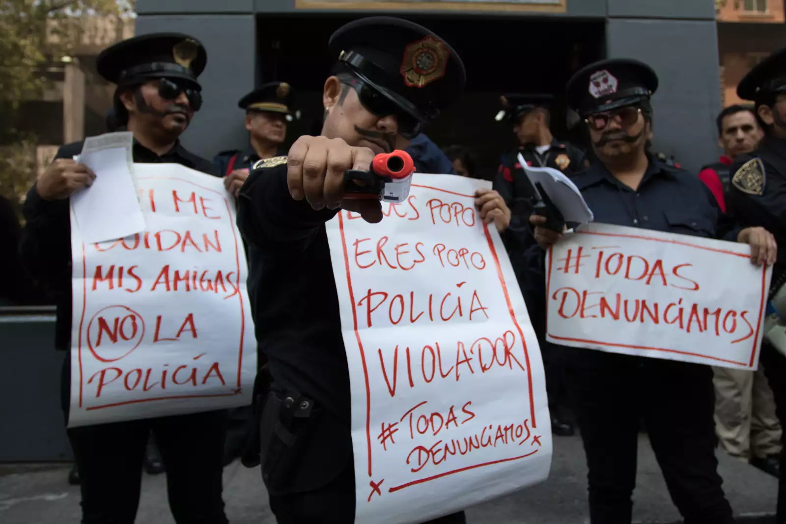 Protesta_Violaciones_Policia