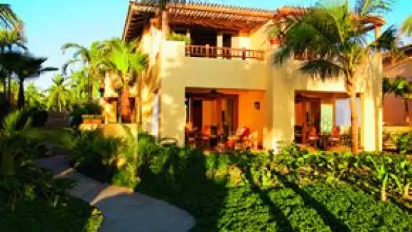 El servicio y lujo de este hotel no decepcionan a los amantes del buen viajar.