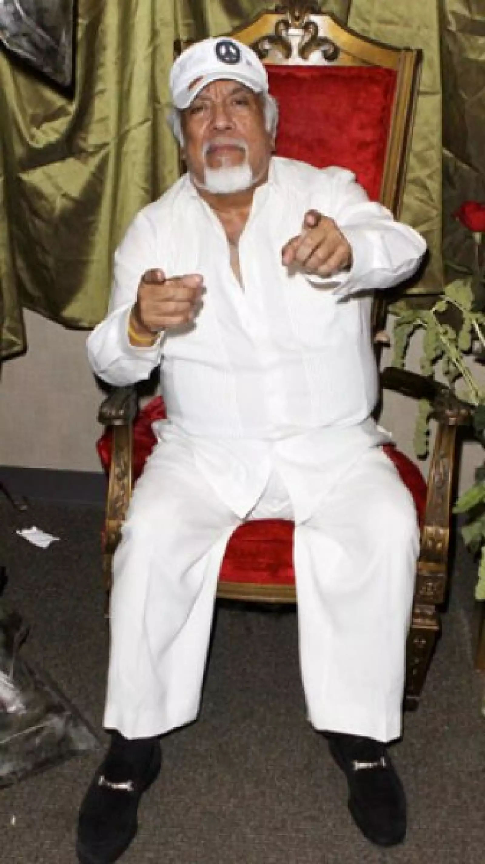 El culpable de que se reunieran la mayoría de los cantantes latinos fue Polito Vega, quien celebró su 50 aniversario en la radio de Nueva York.