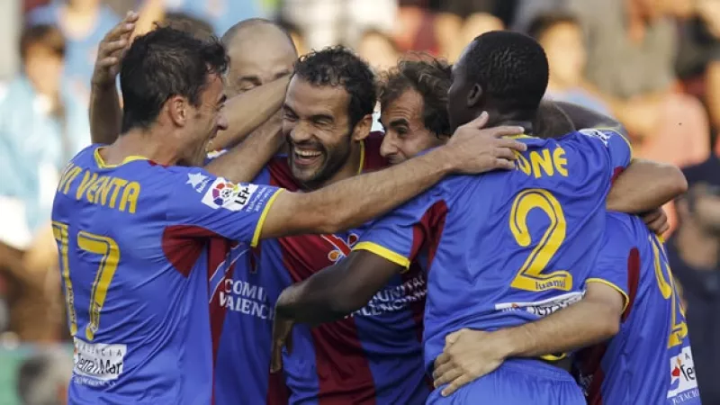 El Levante celebra una anotación ante el Málaga