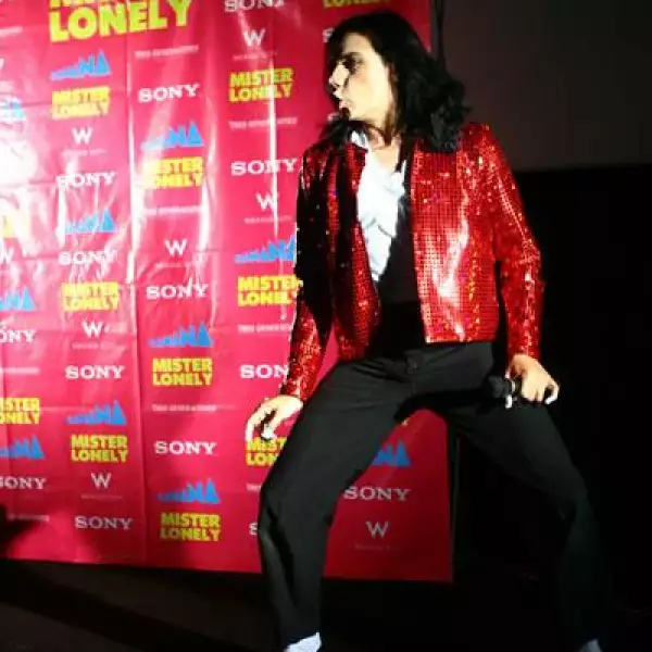 Premier Mister Lonely Diego Luna