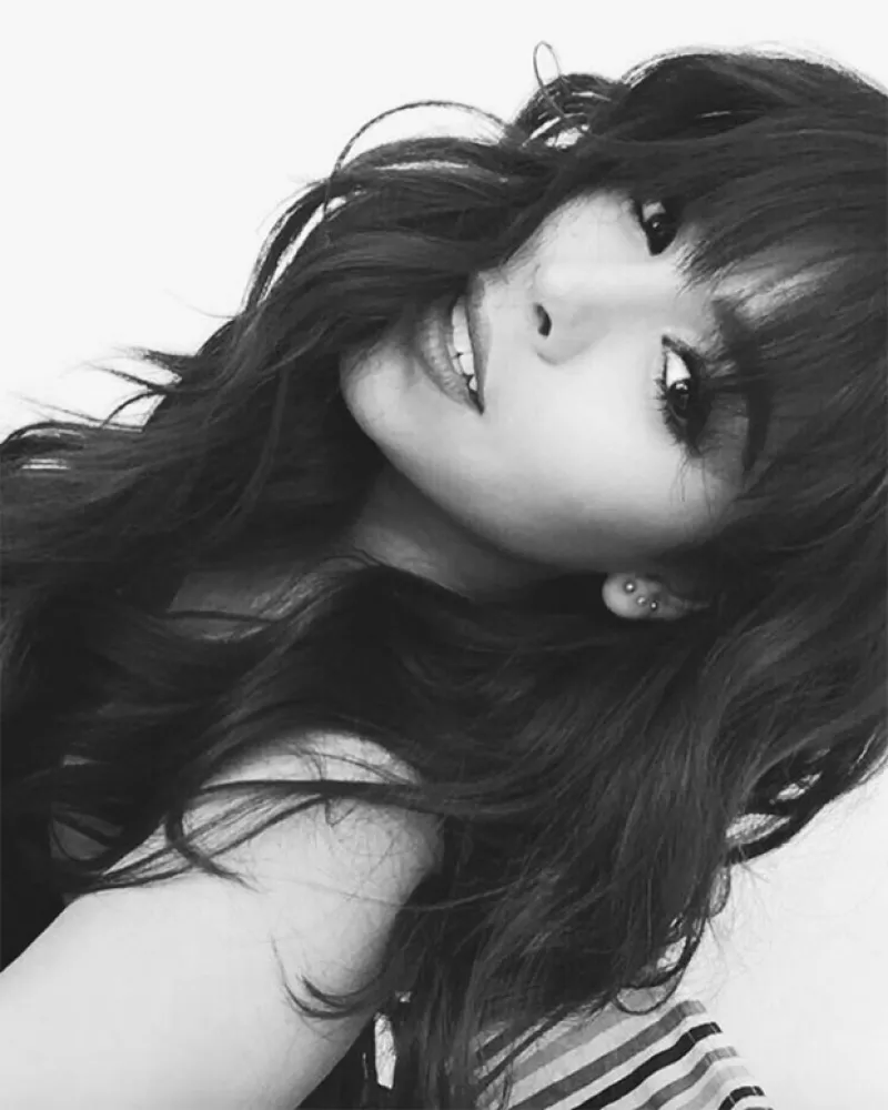 Como toda mujer, al parecer  Danna Paola también se inspira en los looks de las celebs de Hollywood a la hora de cambiarse el look.