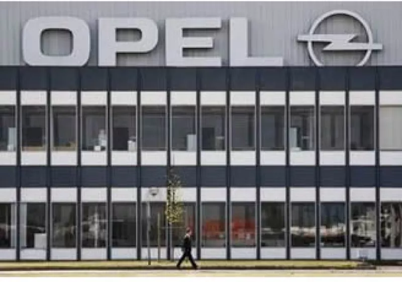 GM acordó esta semana vender un 55% de Opel al consorcio de Magna y Sberbank. (Foto: Reuters)
