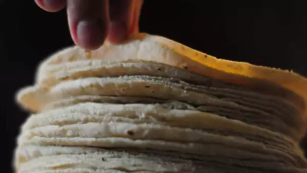 La inflación subyacente se convierte en la principal amenaza para tu bolsillo (pila de tortillas)