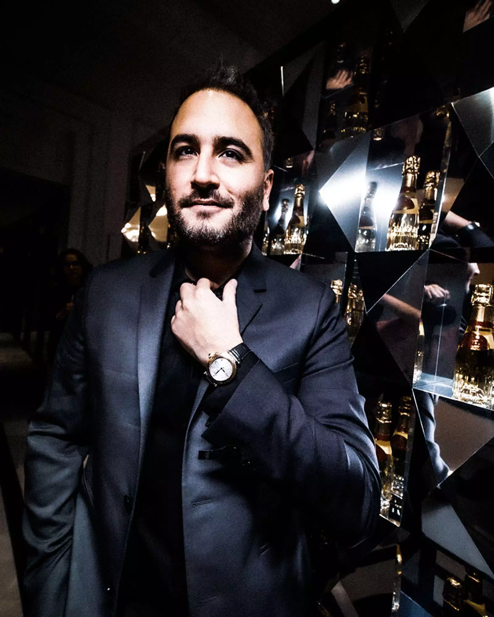 Sobrio y elegante, Jesús Navarro nunca pierde el encanto @chuinavarro