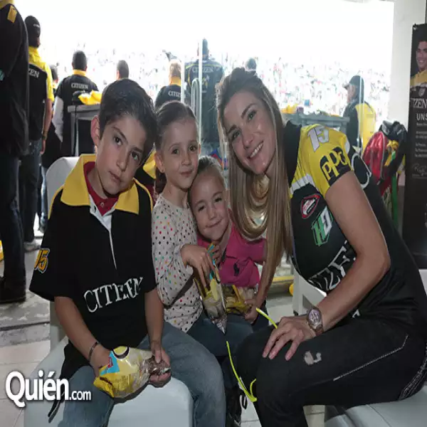 Antonio Gulias,Andrea del Rosal,Regina Gulias,Guadalupe Gulias