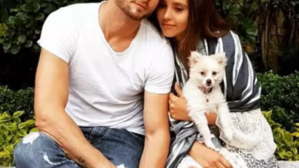 ¿Te imaginas a Pancheri peinado como el personaje de Paulina Goto en la telenovela "Un camino hacia el destino"? ¡Más química entre la pareja no puede haber!