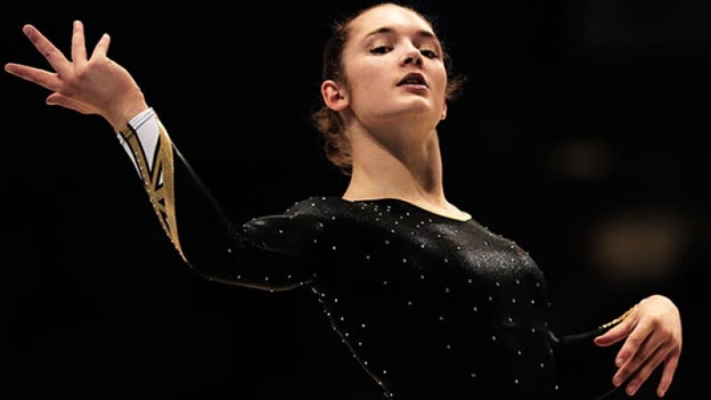 jennifer pinches-gimnasta
