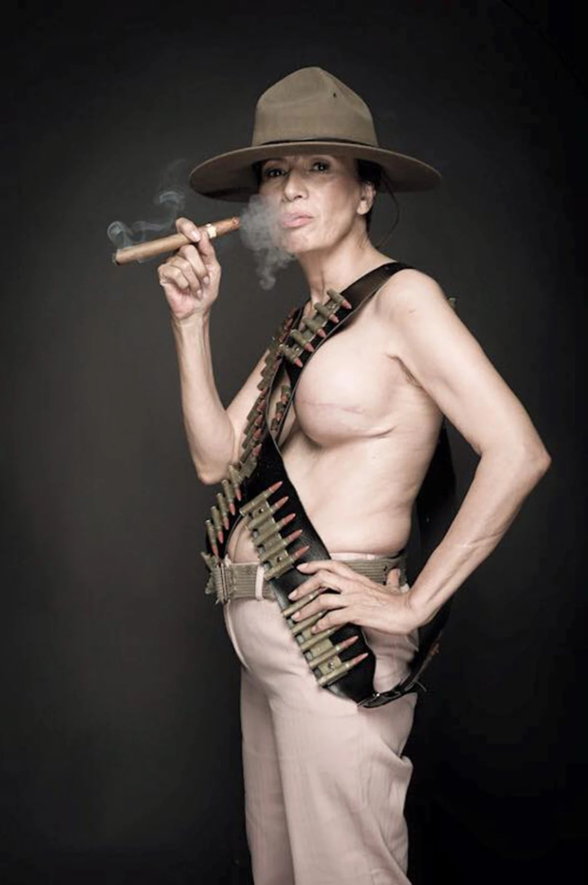 Para una campaña en el marco de Octubre Rosa, la actriz decidió mostrar su cuerpo como ejemplo de lucha contra esta enfermedad.