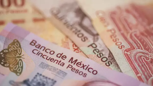 peso y dolar