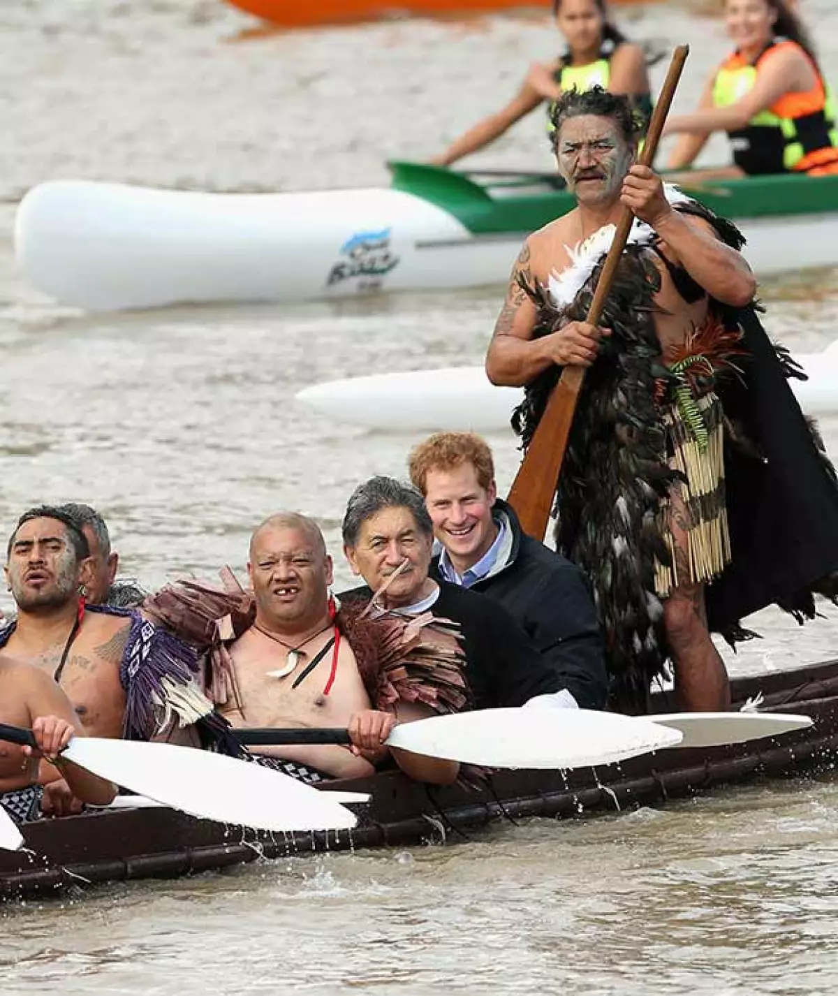 Harry se dijo agradecido con la oportunidad de remar con los guerreros.