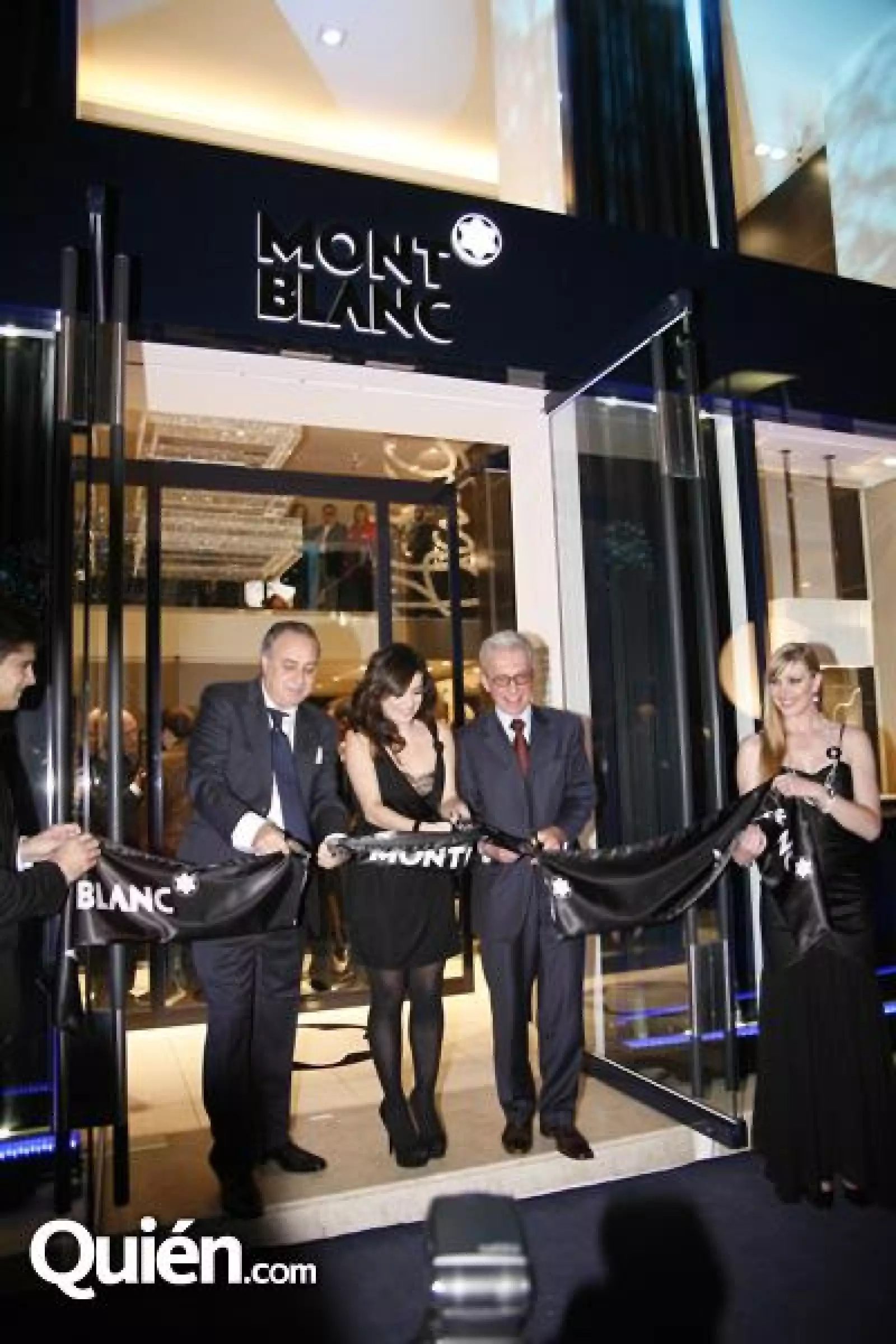 Jorge Puente Ana de la Reguera,Karl-Heinz Handke