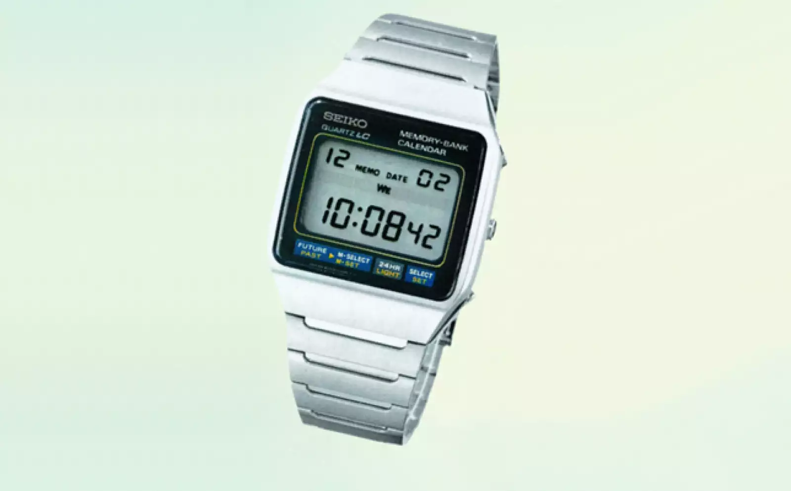 En Moonraker (1979) Bond aprovecha no sólo la precisión de su reloj a cuarzo, sino el compartimento secreto con explosivos.