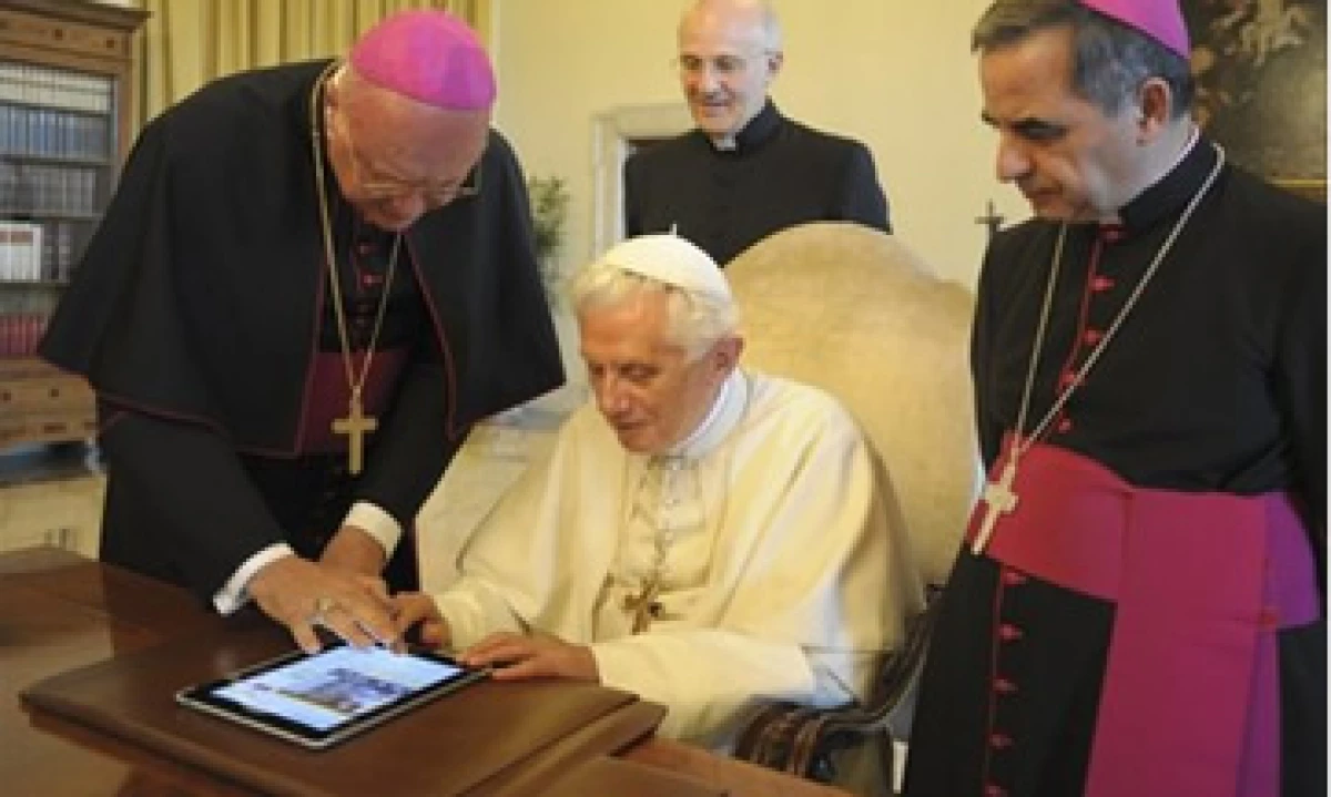 El Papa Benedicto XVI lanzó su portal News.va este martes mediante un tweet ‘lento’. (Foto: Cortesía Fortune)