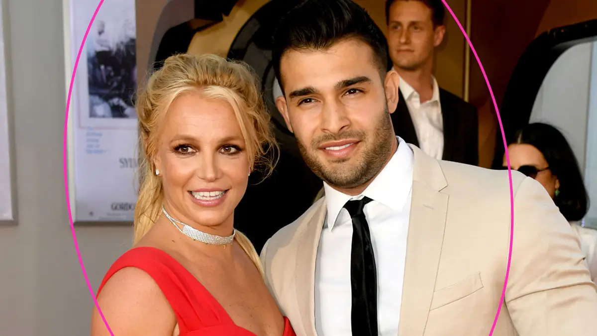 Birtney Spears y Sam Asghari se divorcian. 
