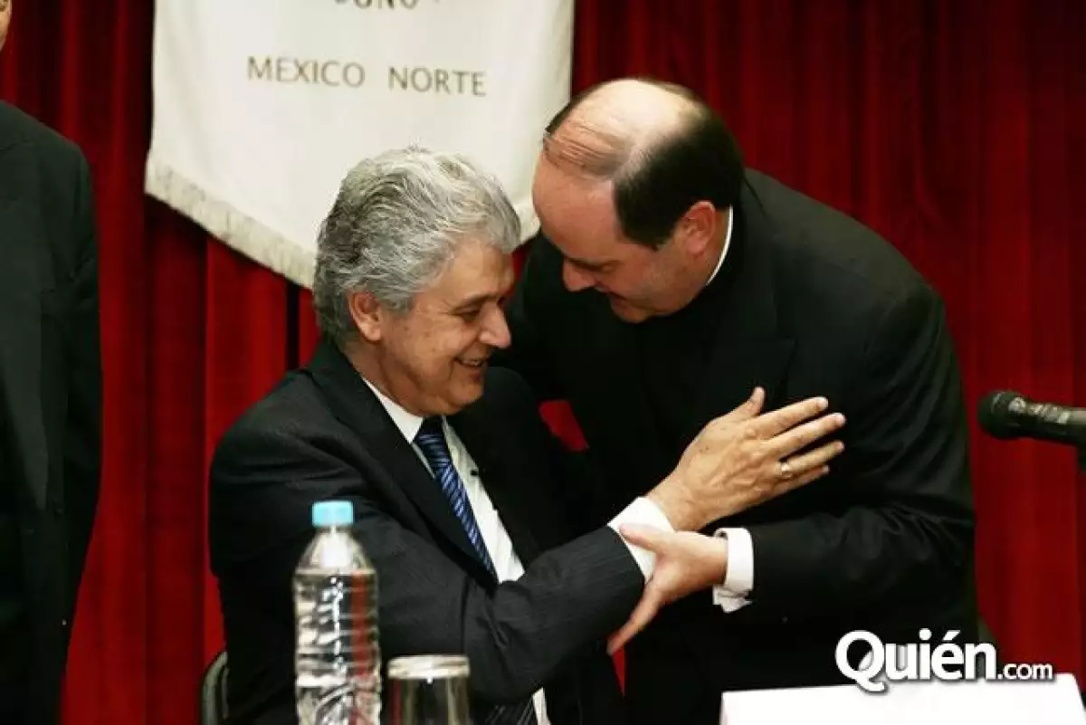 Reconocimiento Alfredo Elías Ayub