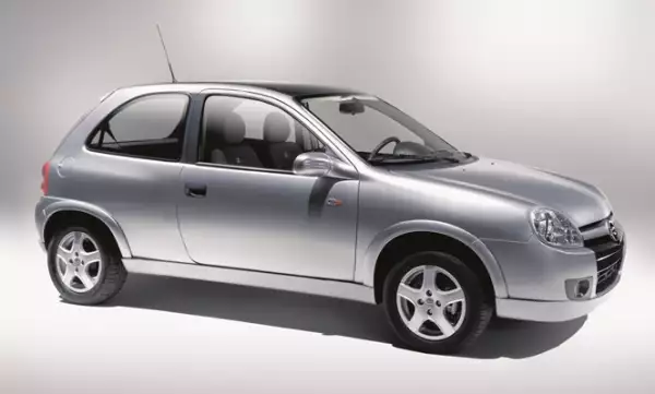 Chevy introdujo la conexión USB y de iPod  a sus modelos desde 2007.