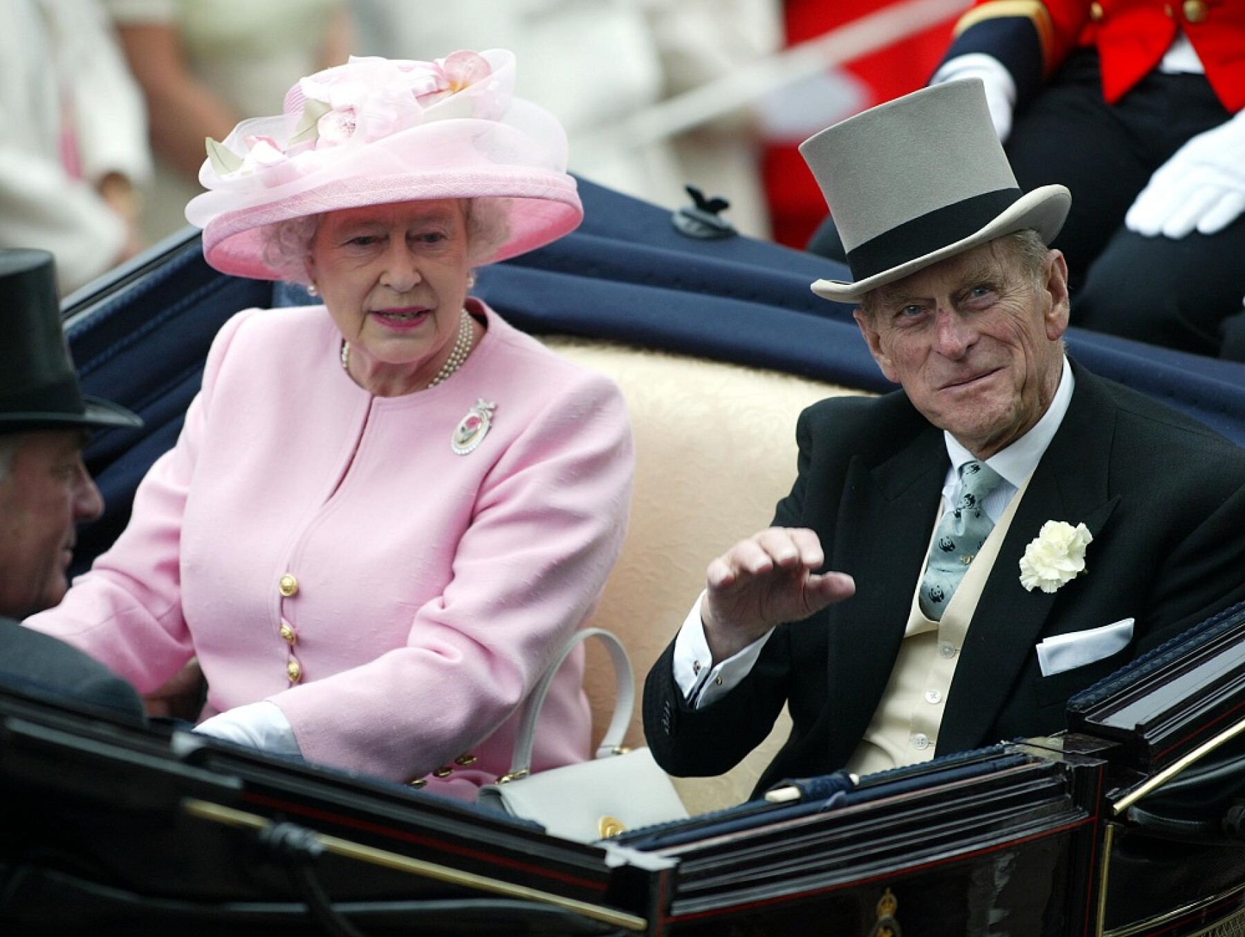 Las 6 Infidelidades Que La Reina Isabel Ii Perdono En 73 Anos De Matrimonio