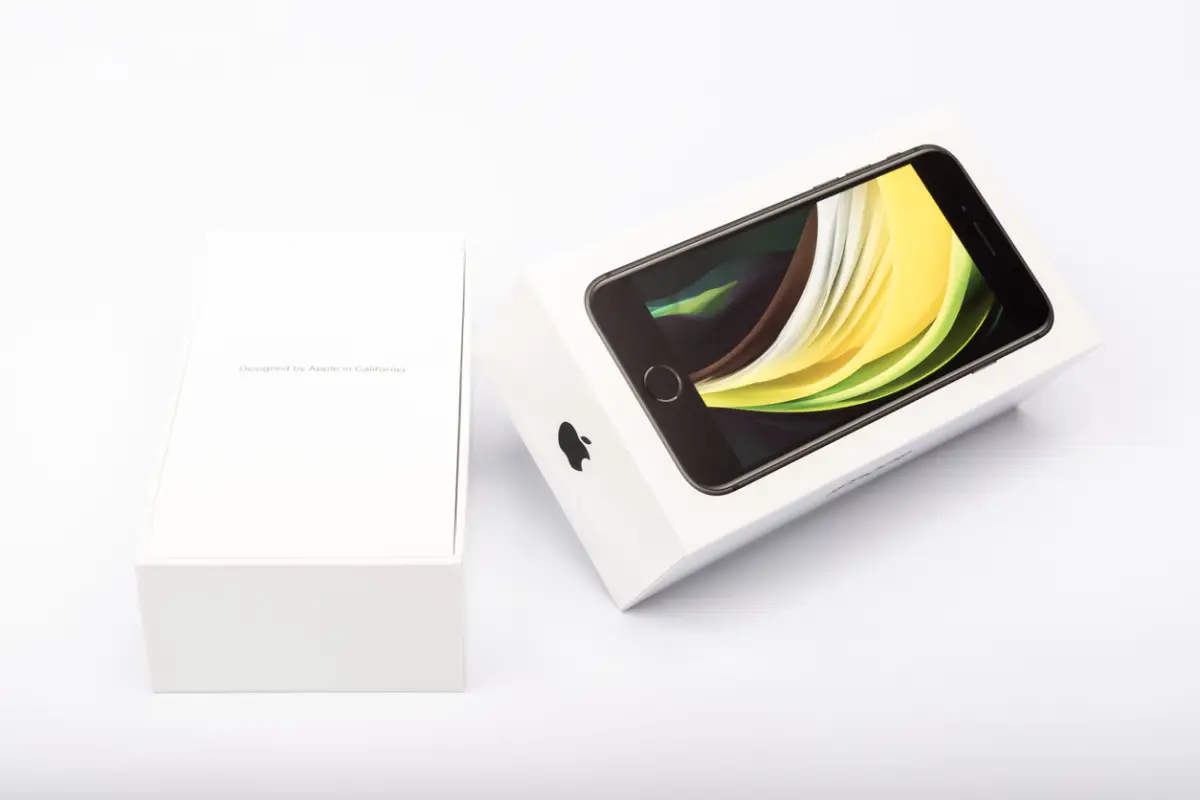 Apple actualizó su lista de obsoletos y ese iPhone dejará de servir en todo el mundo
