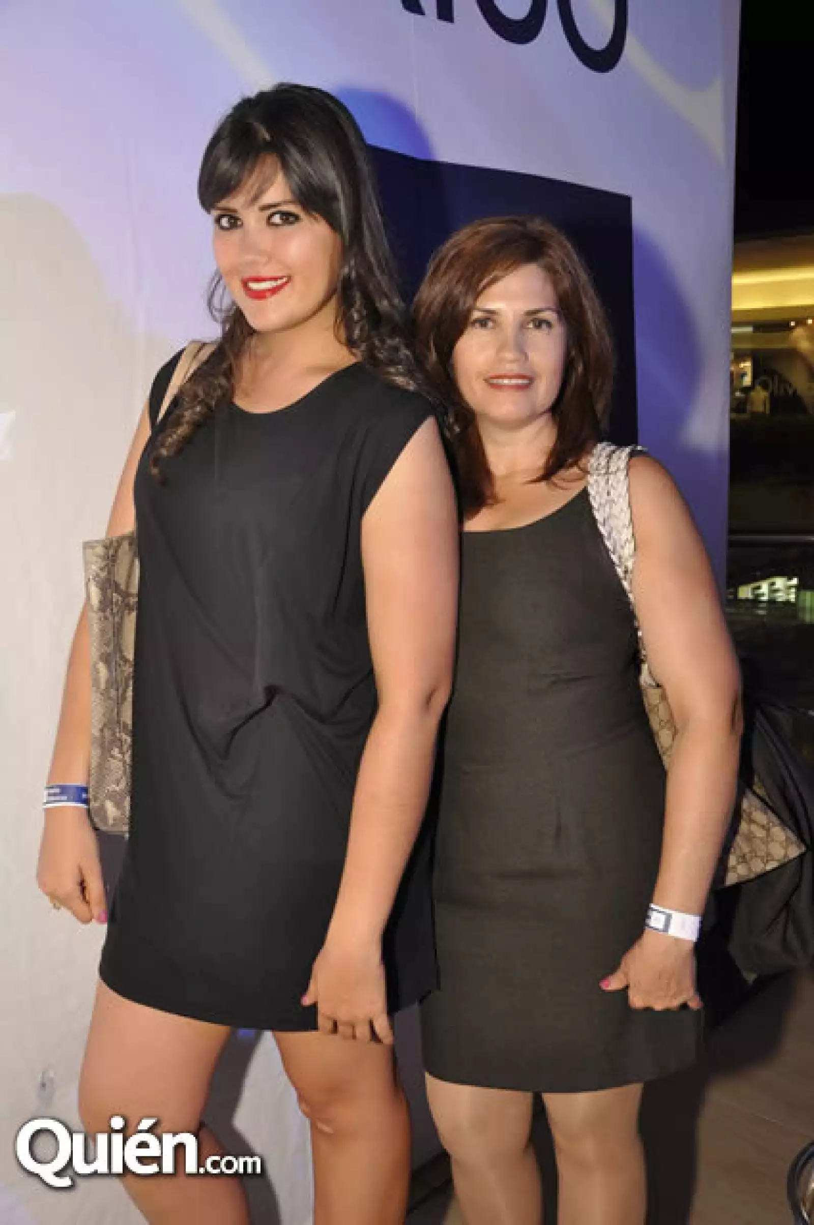 Andrea Navarro y Caro Mercado