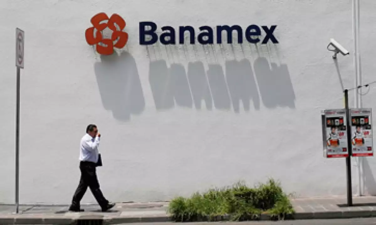 Las sanciones que Condusef impuso a las instituciones de banca múltiple en el primer semestre del año ascendieron a 18.8 millones de pesos. (Foto: Reuters)