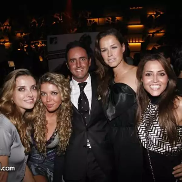 Liz Garza,Marisol Garza,Beto Moheno,Xuxu,Leticia Stahl