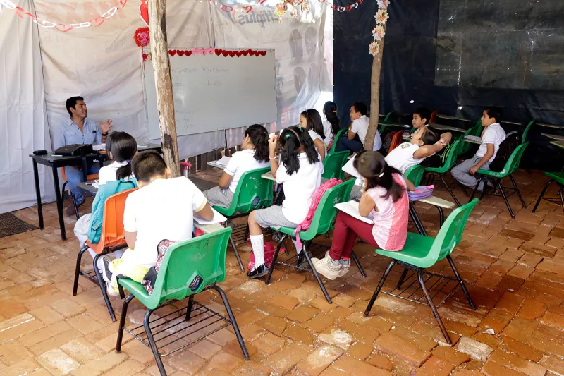 Educación