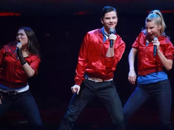 Glee bailando ´Single Ladies´.