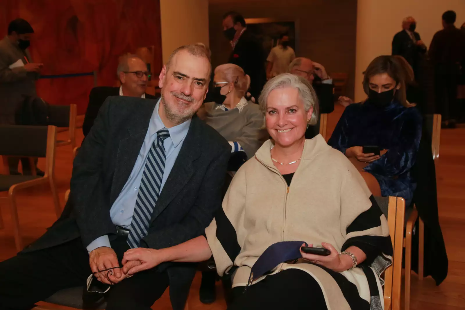 PRESENTACIÓN LIBRO RODRIGO RIVERO LAKE 