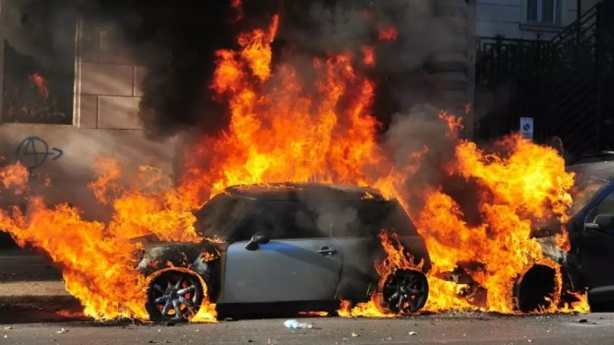 protestas violentas en italia