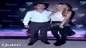 Manuel Sáenz,Carolina Méndez