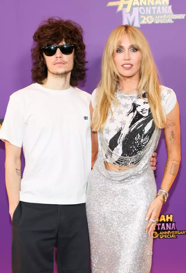 Miley-Cyrus-Prometido