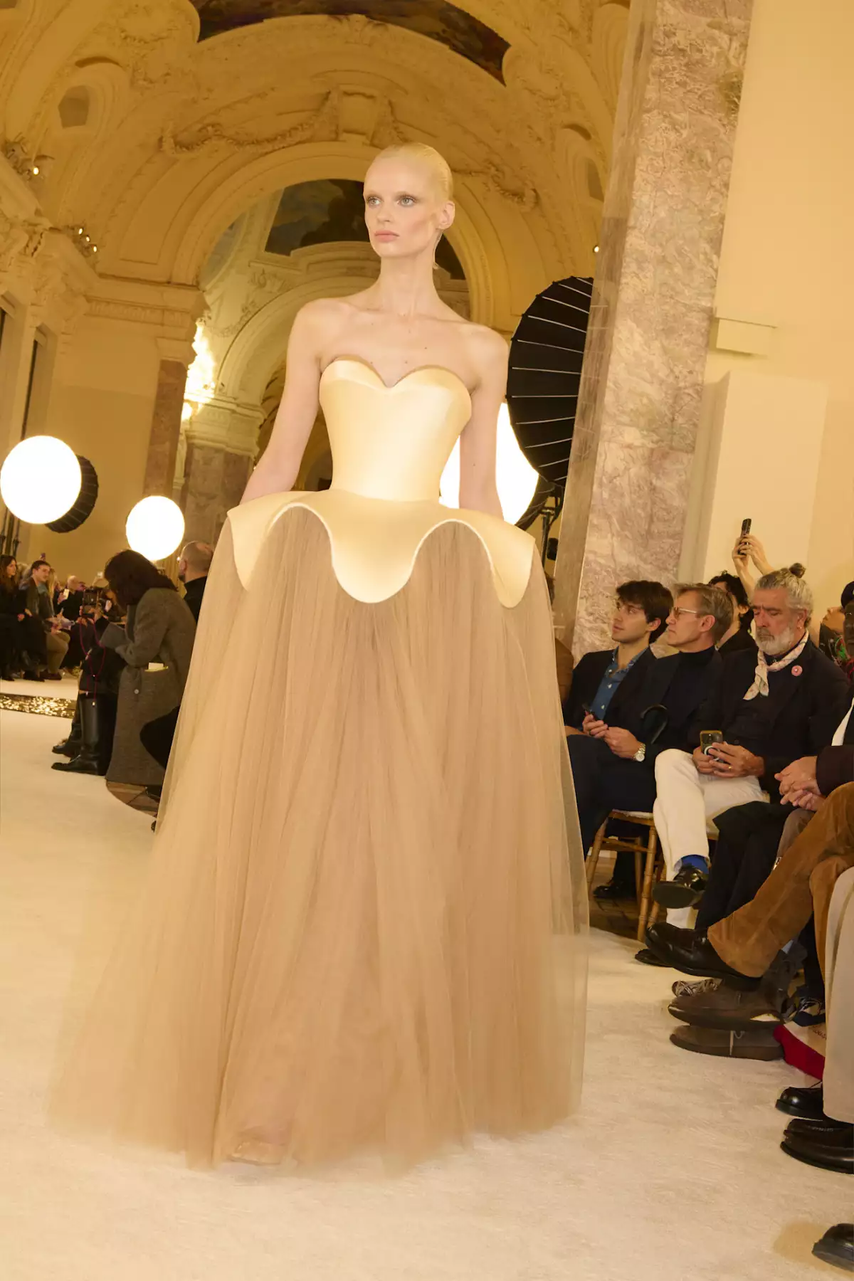Schiaparelli HC PO S25 003.jpg