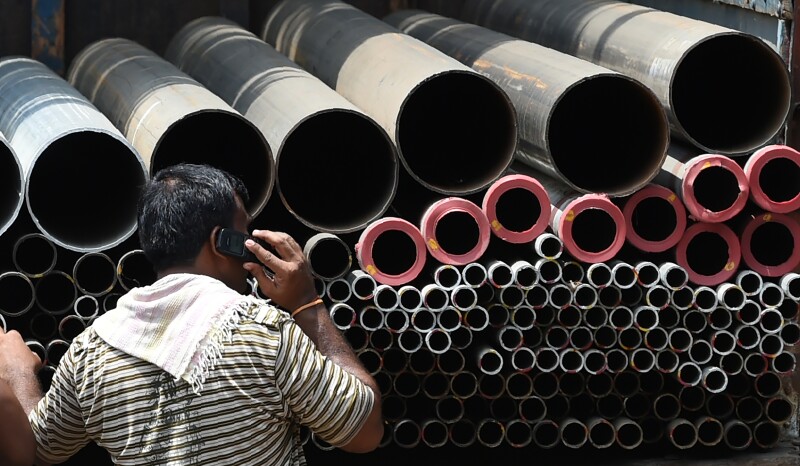 México, EU y Canadá piden a los mayores productores que asuman un fuerte e inmediato compromiso para abordar el problema del exceso de capacidad de la industria siderúrgica.