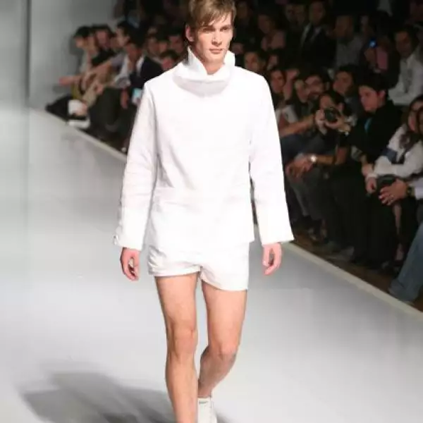 IDM desfile Macario Jimenez