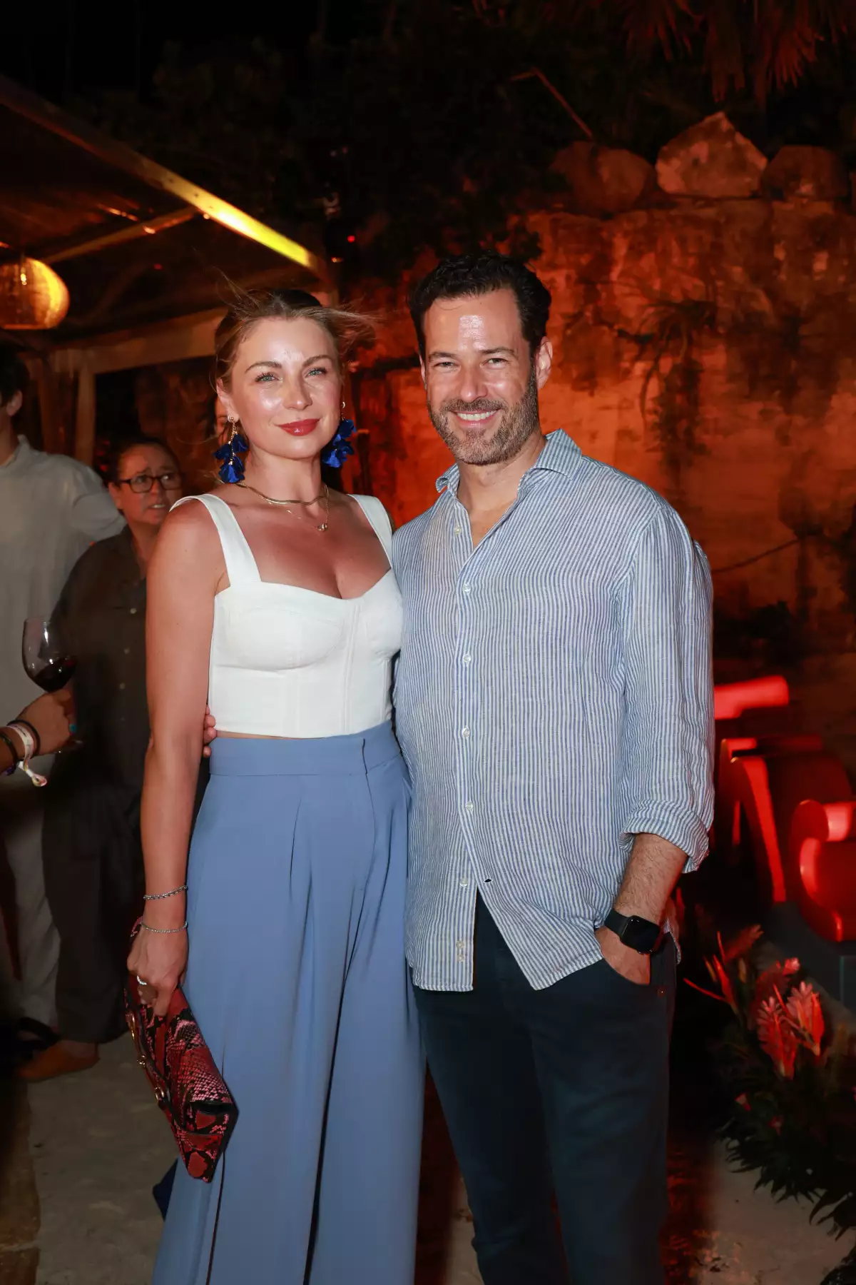 Ludwika Paleta y Emiliano Salinas