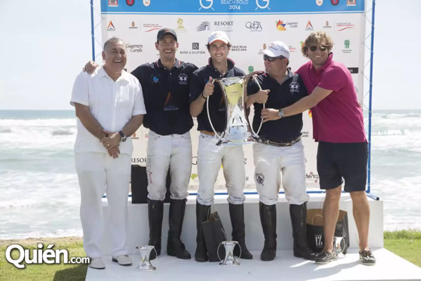 equipo ganador Triangulo del Sol