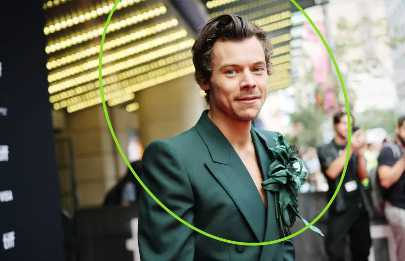 harry-styles-my-policeman-premiere-festival-cine-toronto-look-gucci.jpg