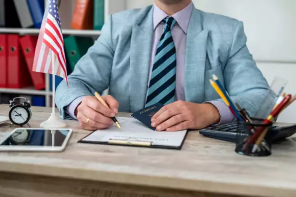 El abc para sacar tu visa y no morir de ansiedad 
